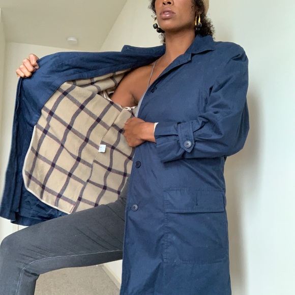 London Fog Limited Edition Coat - Picture 5 of 10